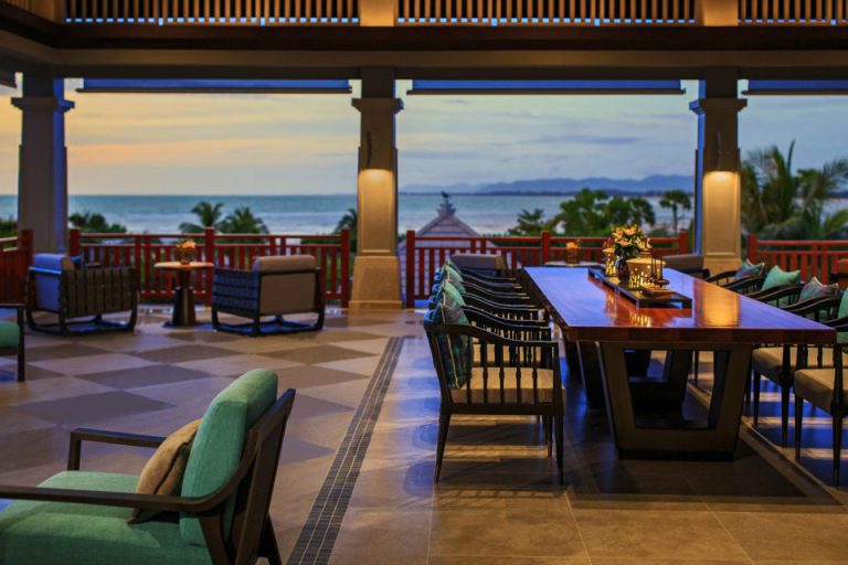 Phuket-Marriott-Resort-And-Spa-Nai-Yang-Beach[1]