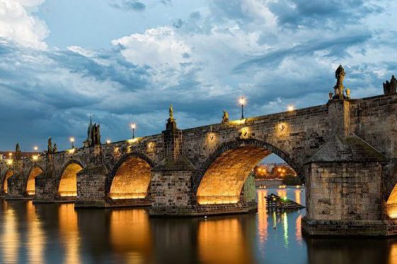 Retour Amsterdam Praag