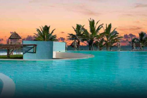 Coral Beach Hotel & Spa