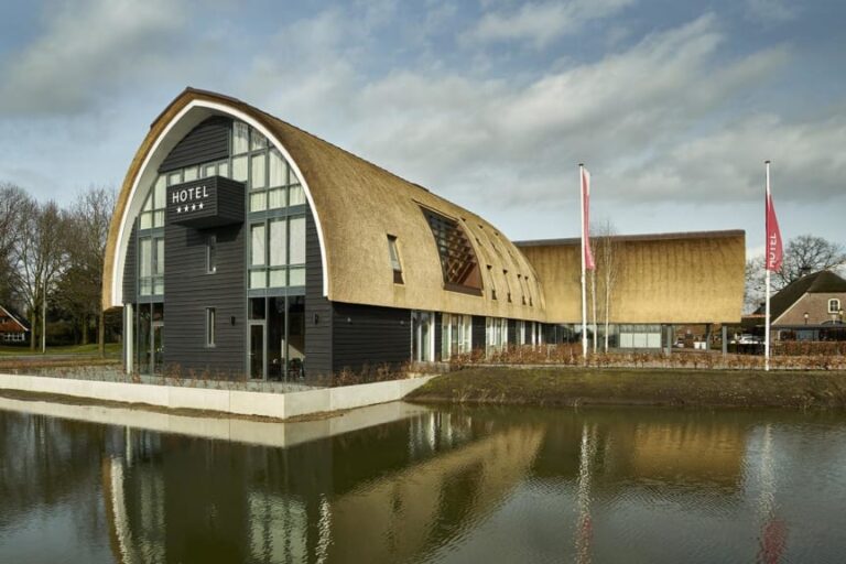 Dagaanbieding 2 of 3 dagen 4*-designhotel op <b>De Veluwe</b> bij het Veluwemeer in een luxe kamer