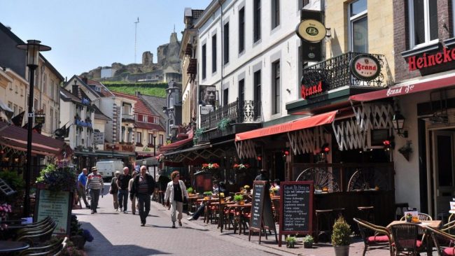 Dagaanbieding 3 dagen Zuid-Limburg in hartje <b>Valkenburg</b> incl. ontbijt