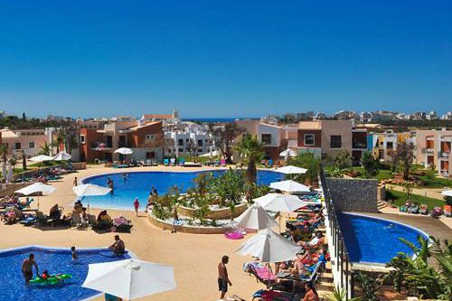 Dagaanbieding - Portugal/Vitors Village**** voor 294.00