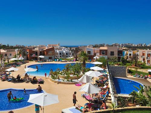 Dagaanbieding - Portugal/Vitors Village**** voor 294.00
