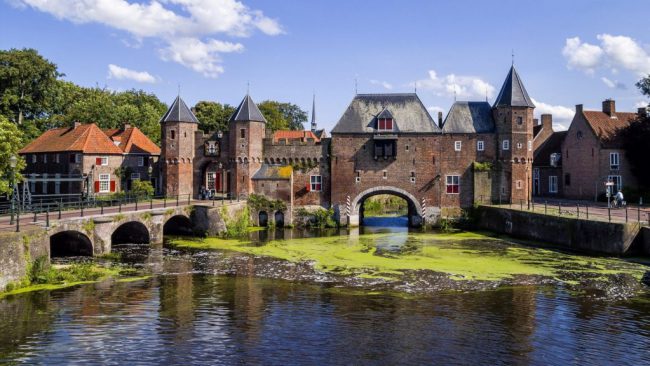 Dagaanbieding 3 of 4 dagen in 4*-Van der Valk hotel tussen <b>Amersfoort</b> en <b>Utrecht</b> incl. ontbijt