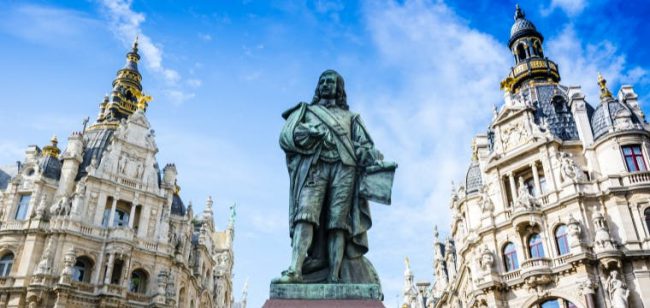 Dagaanbieding Hartje Antwerpen - Antwerpen België