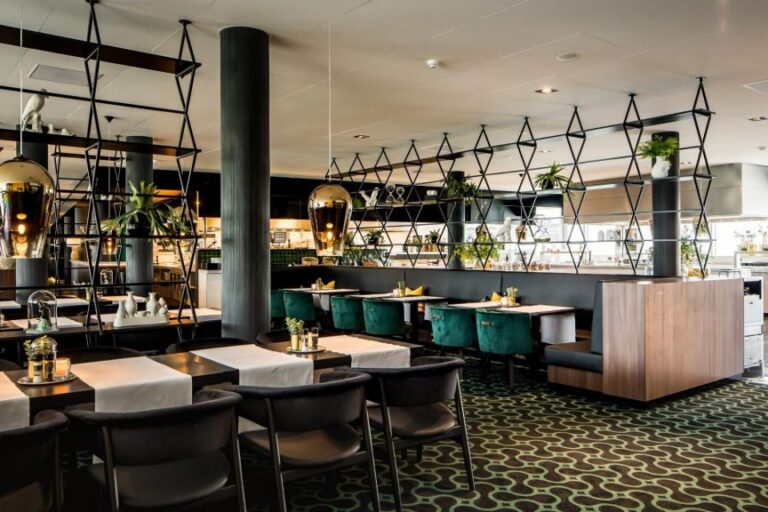 Dagaanbieding 2 of 3 dagen in top beoordeeld luxe 4*-Van der Valk hotel bij <b>Den Bosch</b>