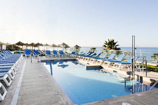 Dagaanbieding Fly & drive Costa del Sol - Benalmádena Spanje