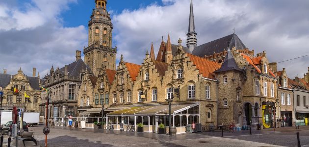 Dagaanbieding 3 of 4 dagen in een vernieuwd 18e-eeuws herenhuis in Veurne nabij de Belgische kust