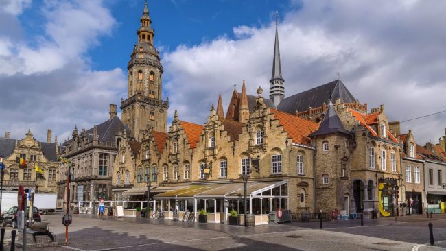 Dagaanbieding 3 of 4 dagen in een vernieuwd 18e-eeuws herenhuis in <b>Veurne</b> nabij de Belgische kust