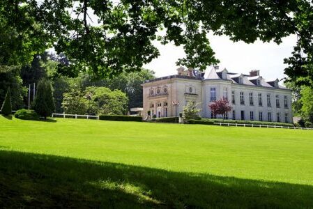 Dagaanbieding 3 dagen 4*-kasteelhotel nabij Chantilly en Parijs incl. diner en meer!