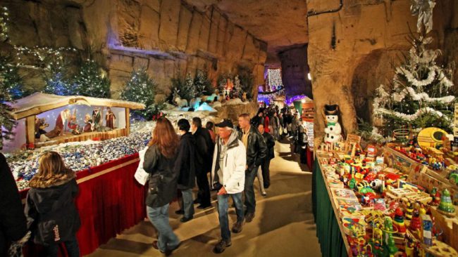 Dagaanbieding 3 dagen Kerstshoppen tijdens de kerstmarkt in <b>Valkenburg</b> incl. diner