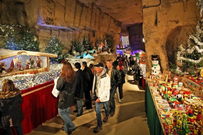 Dagaanbieding 3 dagen Kerstshoppen tijdens de kerstmarkt in <b>Valkenburg</b> incl. diner