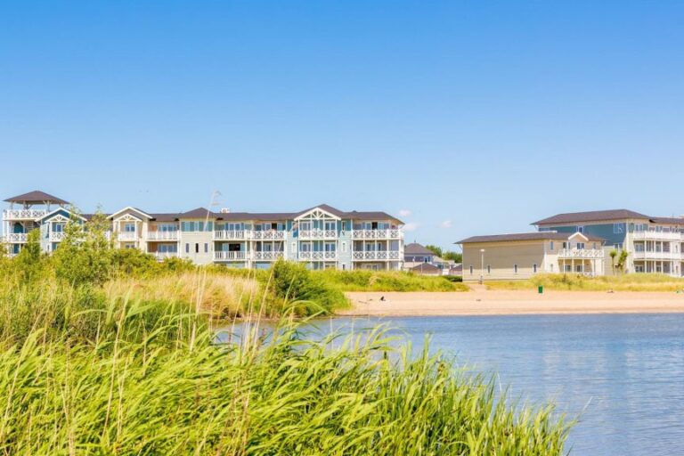 Dagaanbieding 2 of 3 dagen Beach Hotel direct aan het <b>Haringvliet</b> in <b>Zuid-Holland</b> incl. ontbijt