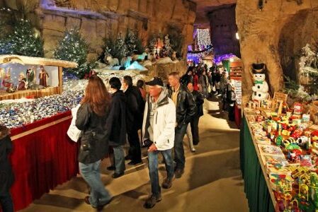 Dagaanbieding 3 dagen Kerstshoppen tijdens de kerstmarkt in Valkenburg incl. diner