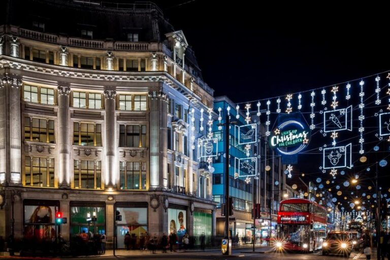 Dagaanbieding Kerstshoppen in het prachtige <b>Londen</b> incl. retourovertocht met gratis upgrade naar buitenhut en treinticket