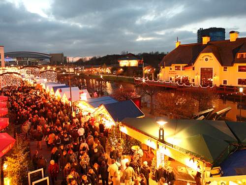 Dagaanbieding - Kerstshoppen in Oberhausen voor 35.00