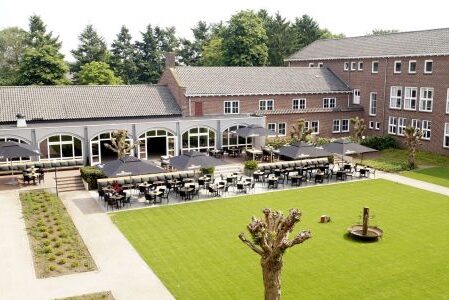 Dagaanbieding 3 dagen in nieuw hotel gevestigd in voormalig klooster nabij de Peel incl. ontbijt en 3-gangendiner