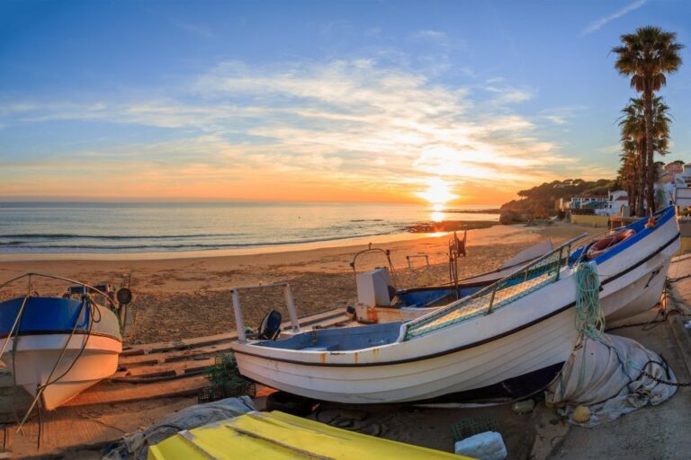 Dagaanbieding 8- of 15-daagse zonvakantie naar <b>Albufeira</b> in <b>de Algarve</b> incl. vlucht en autohuur