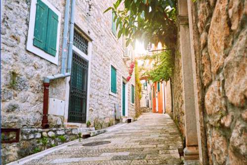 Dagaanbieding - Montenegro voor 525.00