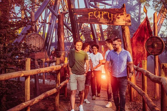 Dagaanbieding Vakantieveilingen-dag op 5 april in Bobbejaanland (2 p.) Dagaanbieding Vakantieveilingen-dag op 5 april in Bobbejaanland (2 p.)