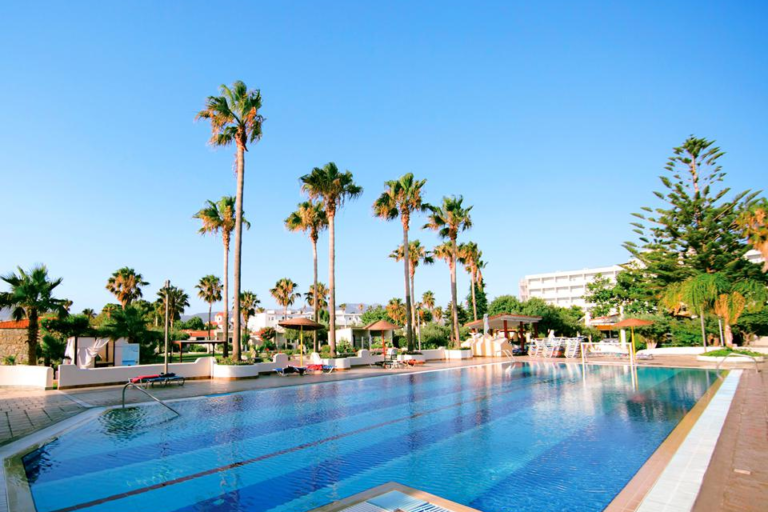 Hotel Atlantis Beach - all inclusive